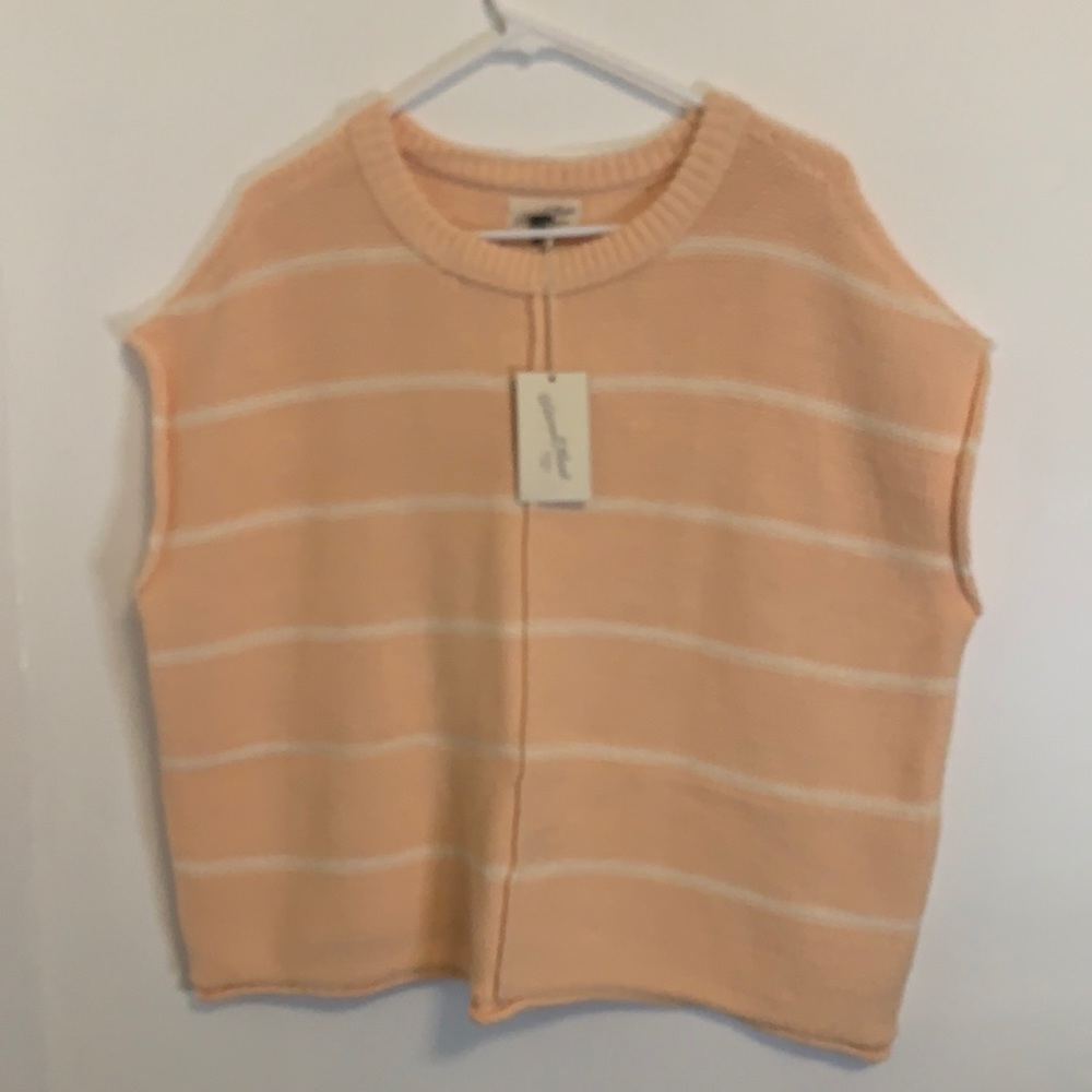 Universal Thread boxy sleeveless sweater size L peach with white stripes NWT